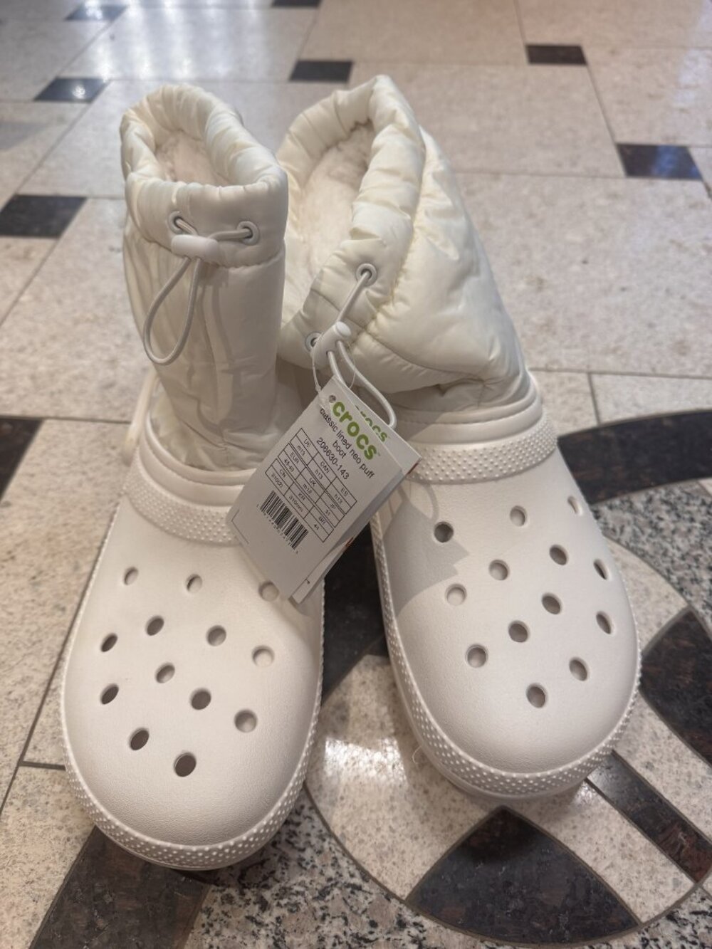Crocs Classic Lined Neo Puff Boot White Sz 13